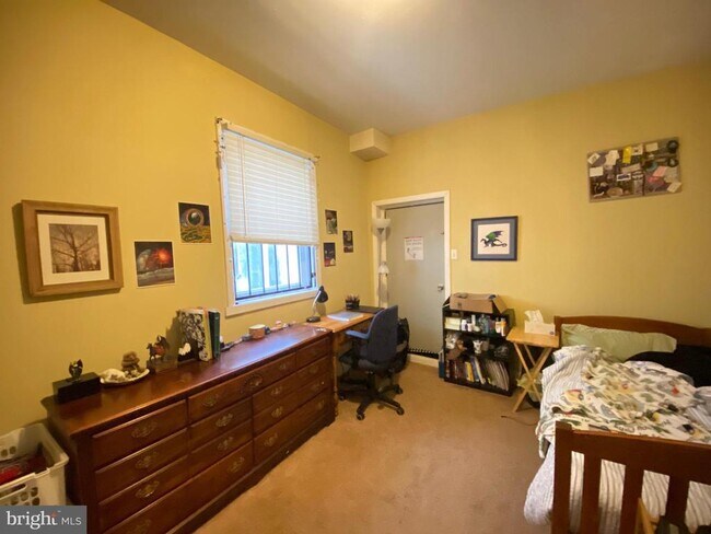 Foto del edificio - 1435 W Norris St