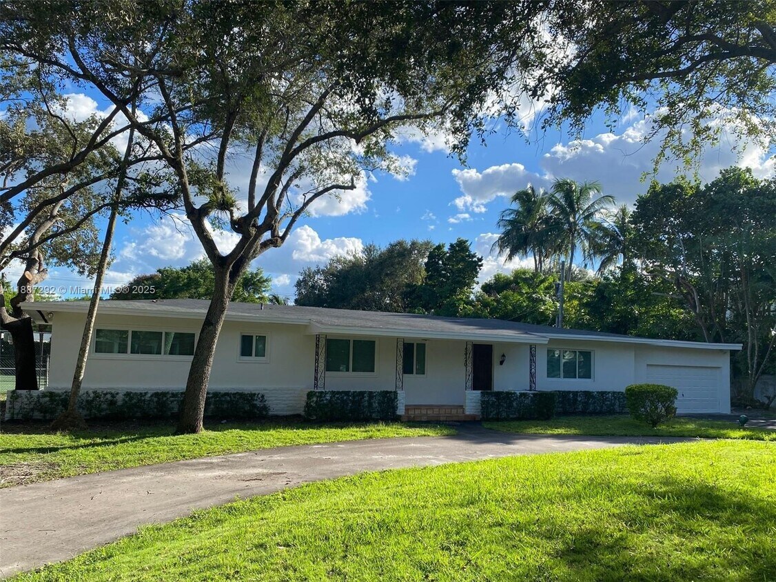 Foto principal - 5920 SW 114th Terrace