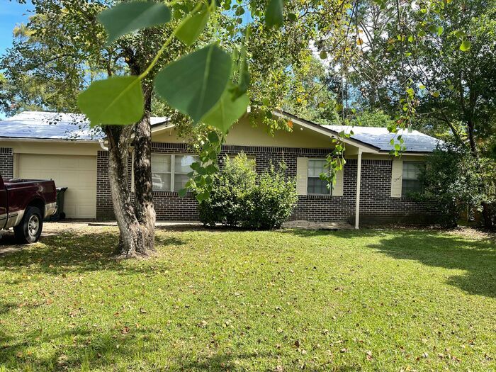 Primary Photo - 480 Corrydale Dr