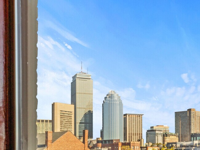 Building Photo - 791 Tremont St