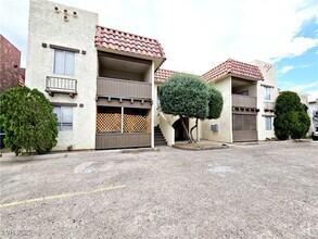 Building Photo - 5357 Del Gado Dr