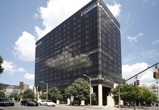 Building Photo - 127 Greyrock Pl