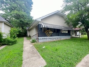 Building Photo - 1411 N Pershing Ave