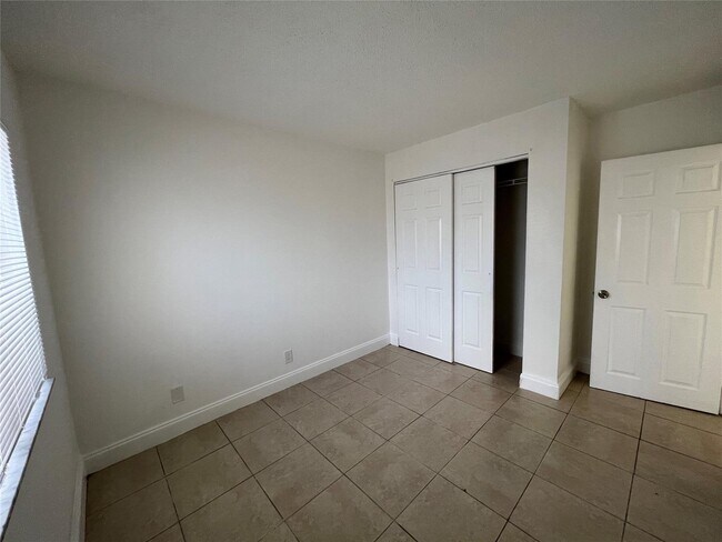 Foto del edificio - 11366 Royal Palm Blvd