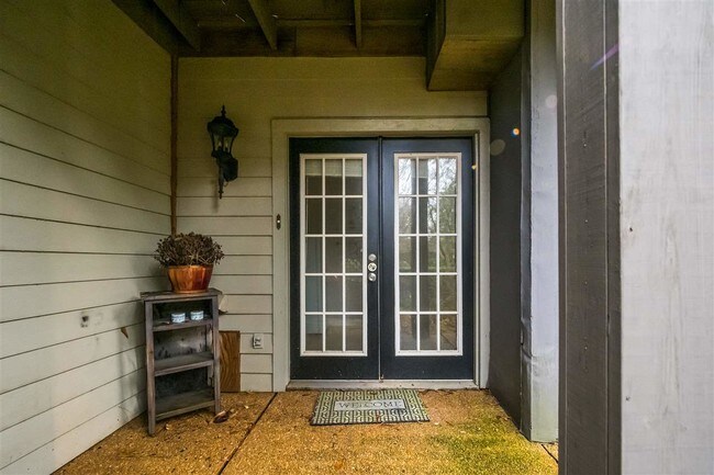 Foto del edificio - 1319 Roxbury Ct