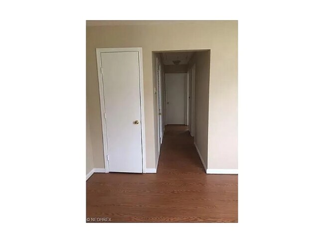 Foto del edificio - 1283 Elmwood Rd