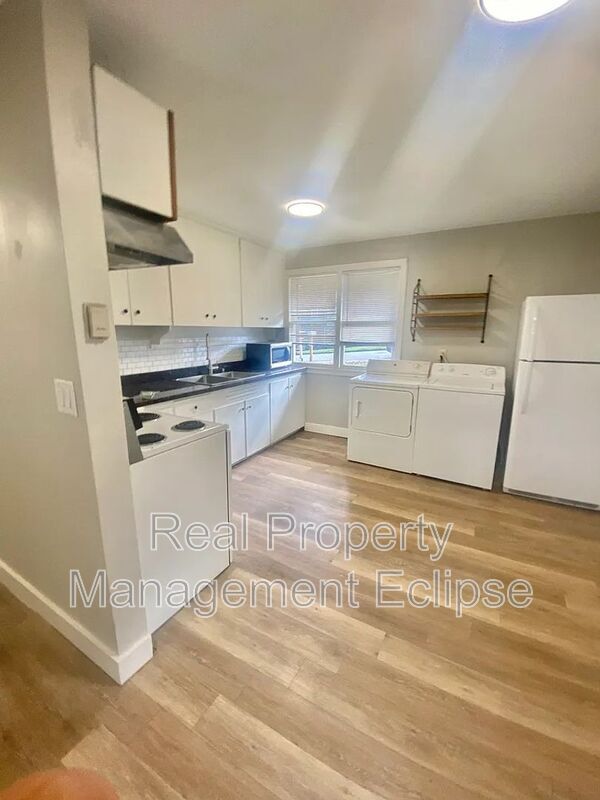 Foto del edificio - 6731 104th Ave NE