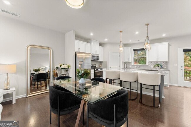 Building Photo - 2452 Coosa Vly