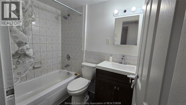 Building Photo - 3254 Millen St