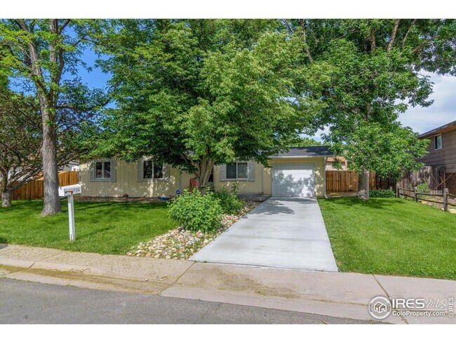 Foto del edificio - Charming 4-Bedroom Ranch in Prime Location...
