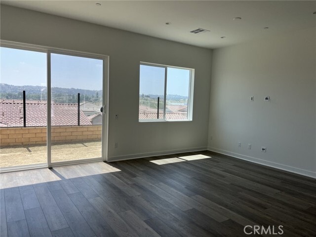 Building Photo - 22128 Garibaldi Dr