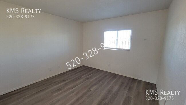 Foto del edificio - 2 Bed / 1 Bath - OWNER/AGENT