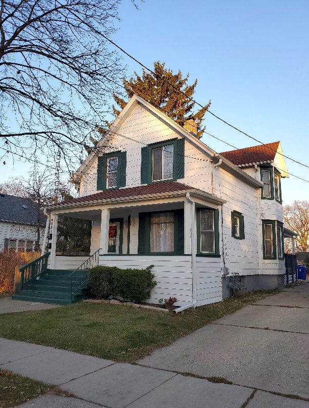 4041 6th Ave, Kenosha, WI 53140 House Rental in Kenosha, WI