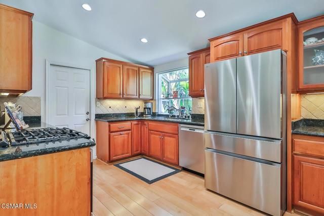 Foto del edificio - 557 E Gainsborough Rd