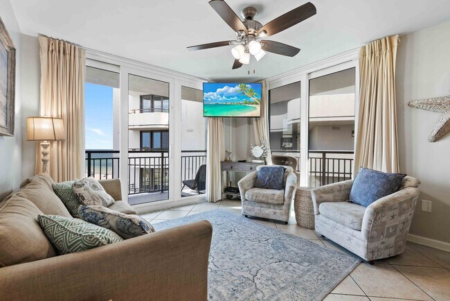 Foto del edificio - 833 Santa Rosa Blvd