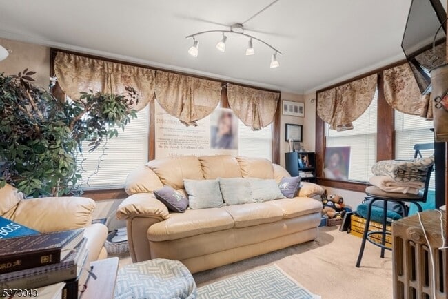 Photo - 123 Ball St House