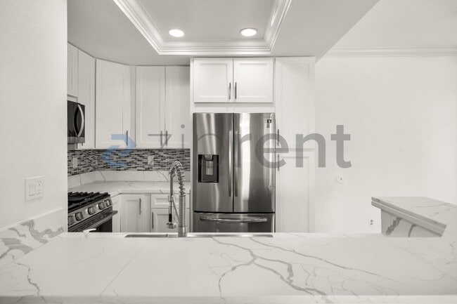 Building Photo - Unit 41