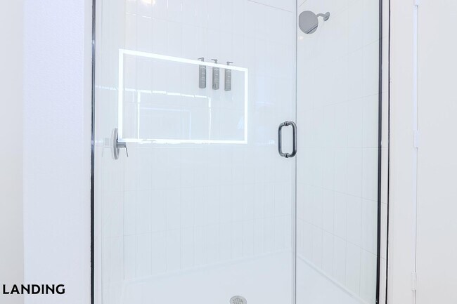 Foto del edificio - 2623 Keene St