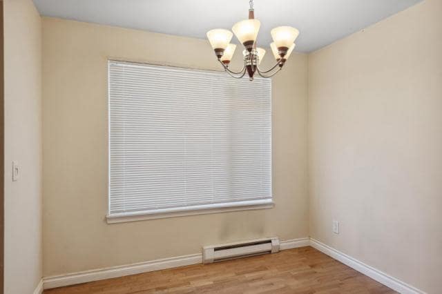 Building Photo - 4 bedroom in Seattle WA 98103