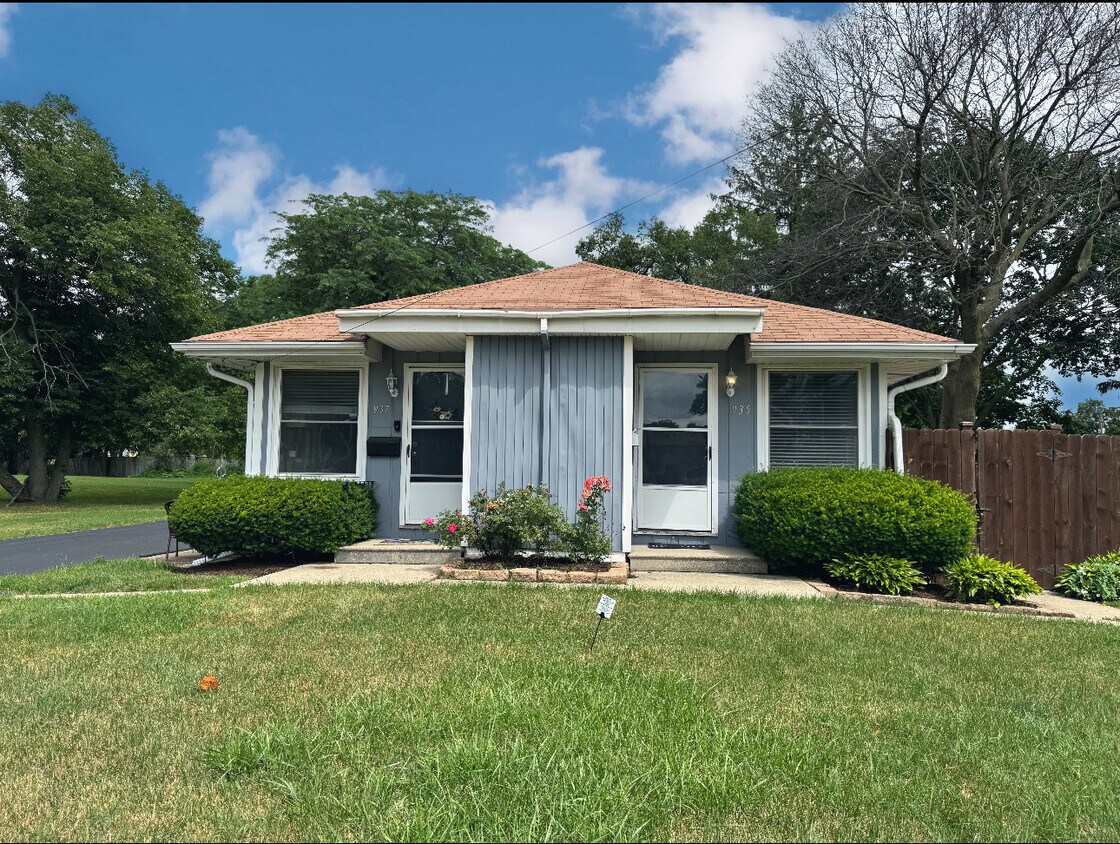 Foto principal - 935 DeKalb Ave