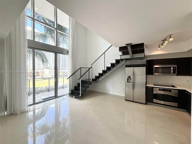 Foto del edificio - 90 SW 3rd St