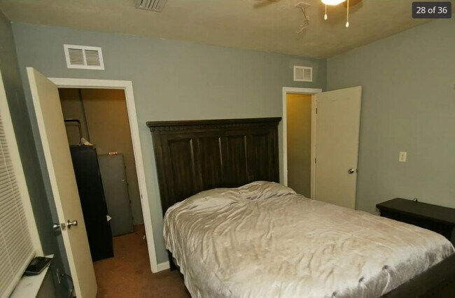 Foto del edificio - 240 Briley Ct, Tallahassee, FL 32305
