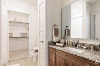 1BR, 1BA - 637SF | A2 - Latitude