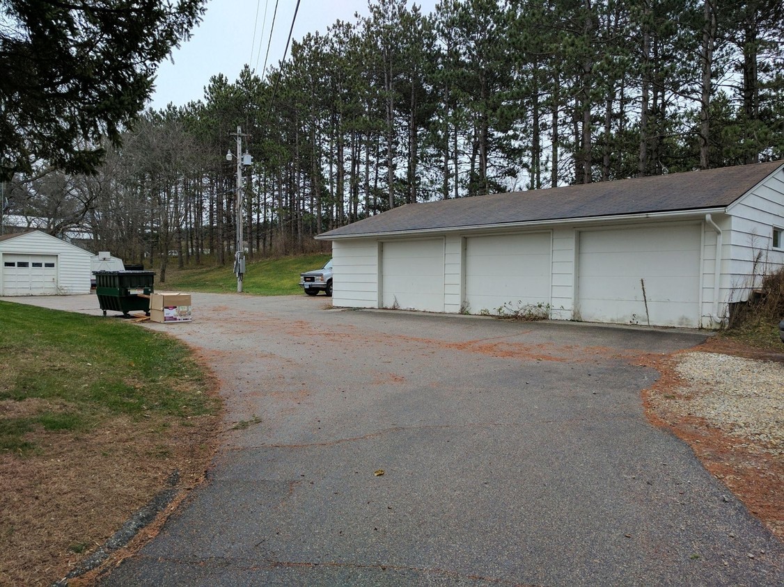 Building Photo - 3820 Highway 14 E