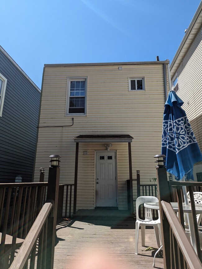 Building Photo - 62 Gautier Ave