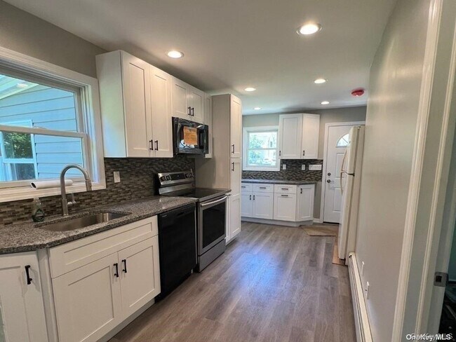 Foto del edificio - 253 E 17th St