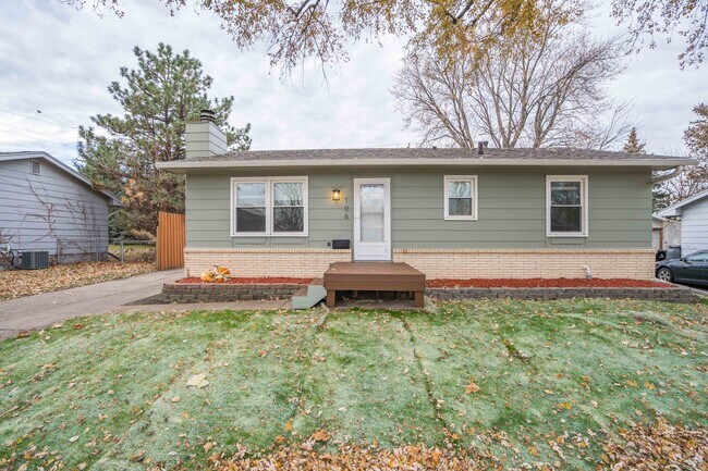 Foto del edificio - 106 NE Grant St