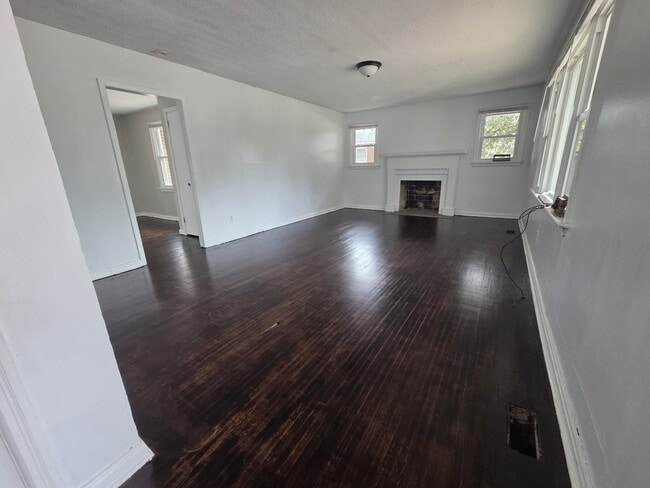 Foto del edificio - 2573 Dover St