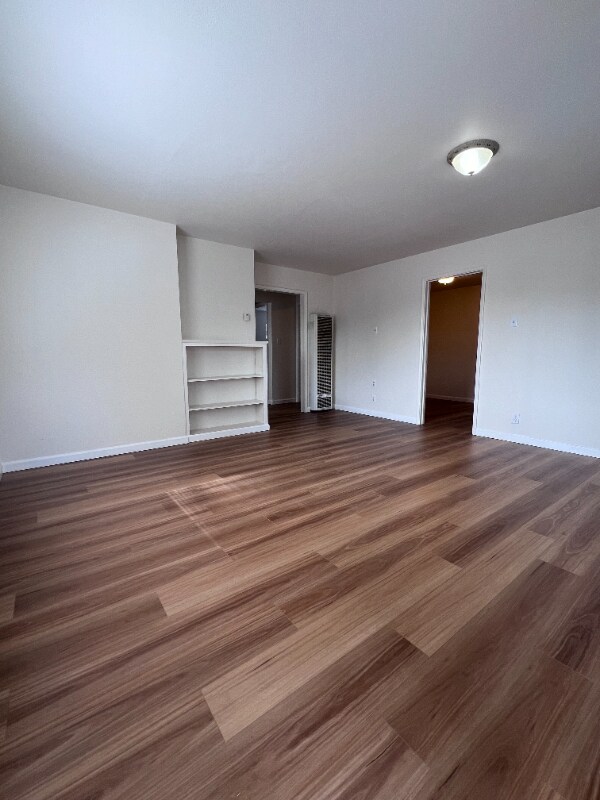 Building Photo - 400 Belleview Dr