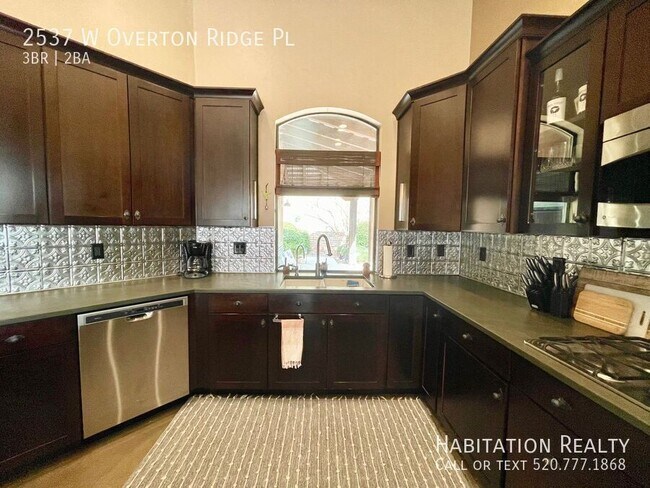 Foto del edificio - 2537 W Overton Ridge Pl