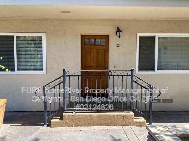 Building Photo - 4047 8th Ave