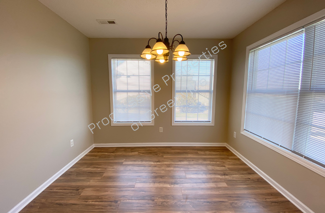 Building Photo - 119 Flint Ln