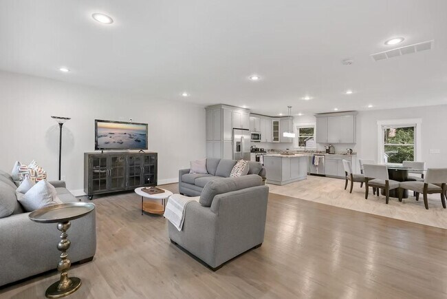 Foto del edificio - 7900 Heritage Dr
