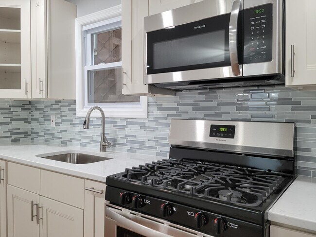 Foto del edificio - 111 68TH St