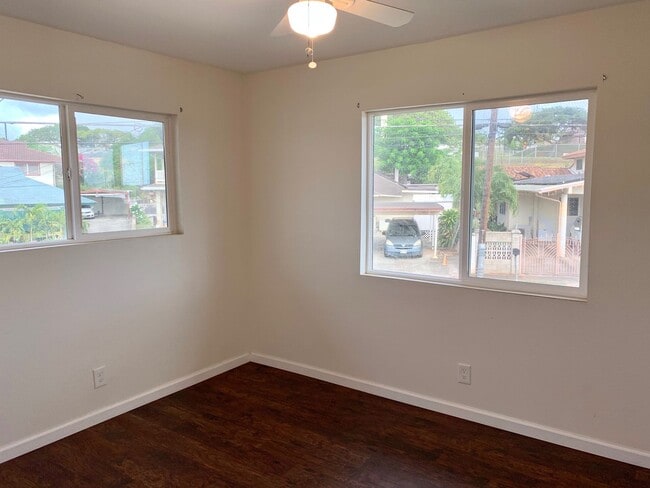Building Photo - 1174 Kukila St