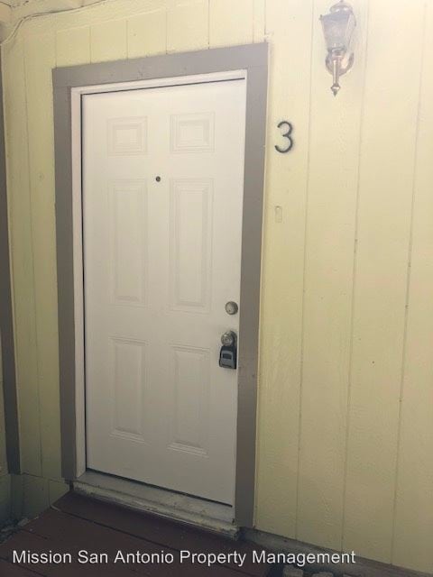 Building Photo - 614 E Dewey Pl