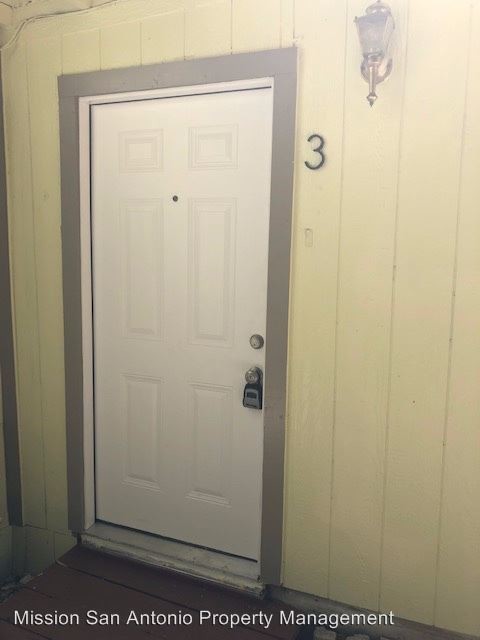 Foto del edificio - 614 E Dewey Pl