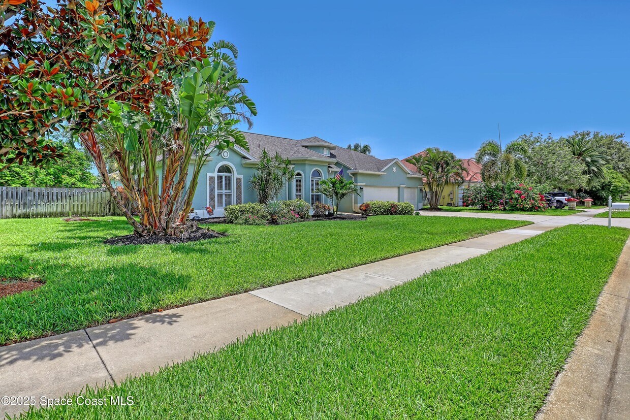 Foto principal - 2479 Long Sandy Cir