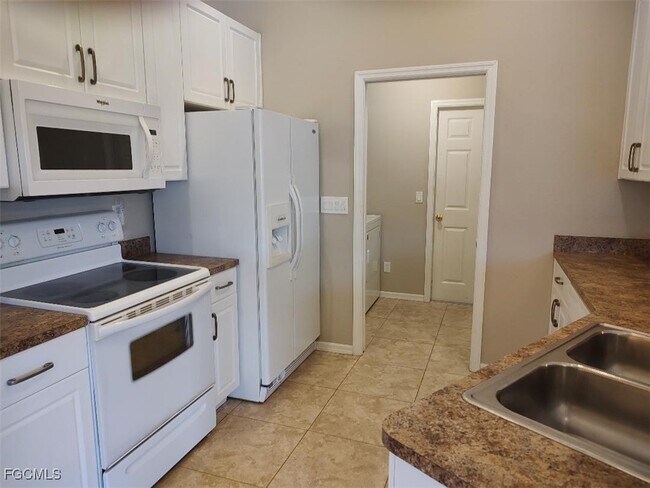 Foto del edificio - 1034 SE 5th Pl