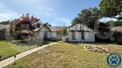 Building Photo - 217 Creekside Ln