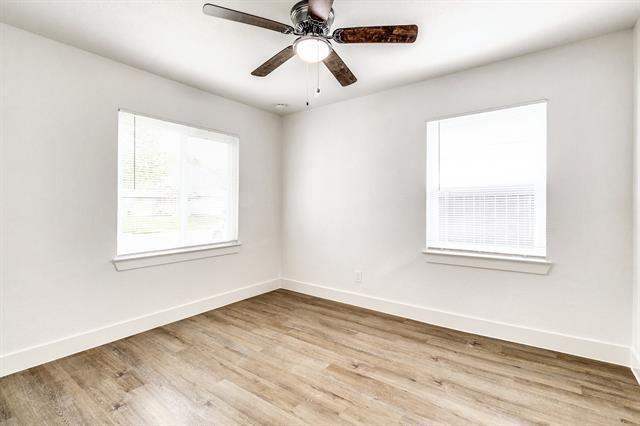 Foto del edificio - 10854 Sharondale Ln