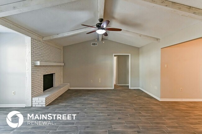 Foto del edificio - 4495 Bonnie Brae Dr