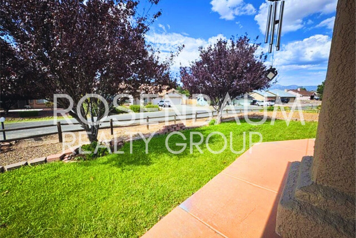 Primary Photo - Beautiful 4-bedrooms, 2-baths home in Pres...