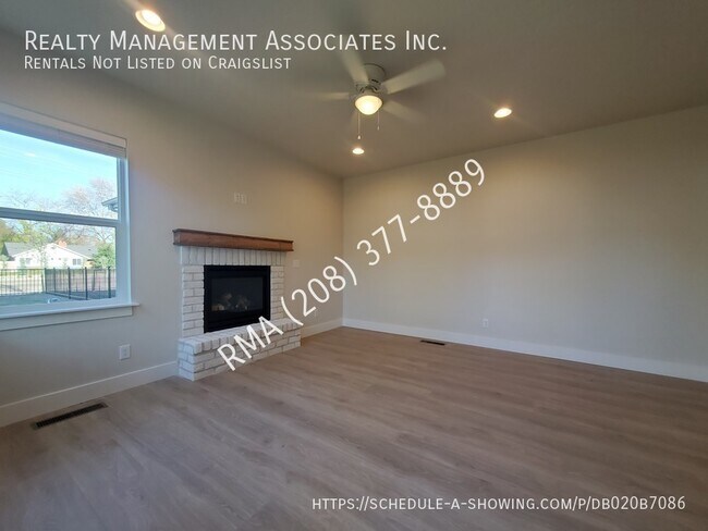 Foto del edificio - 1274 S Cloverdale Rd