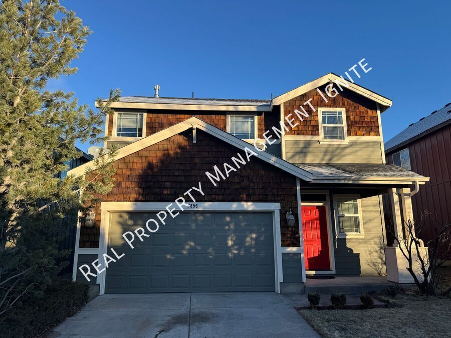 Foto principal - Very Clean & Updated 3 Bedroom Home