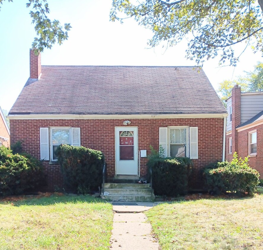 Primary Photo - Quiet Block